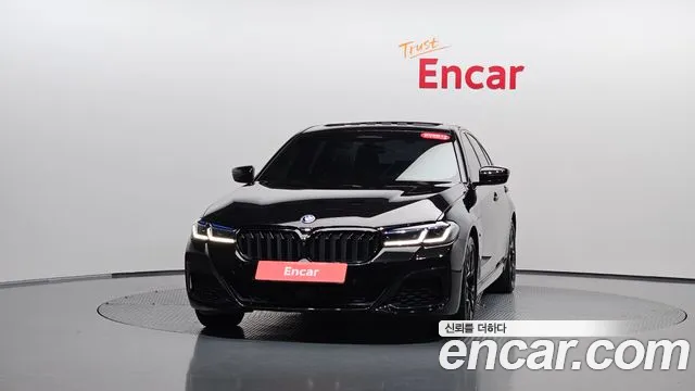 BMW 5 Series G30 — Фото автомобиля 3