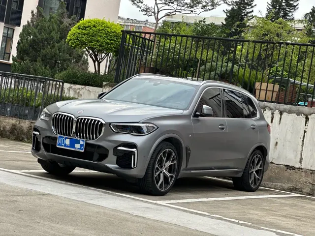BMW X5 — Фото автомобиля 4