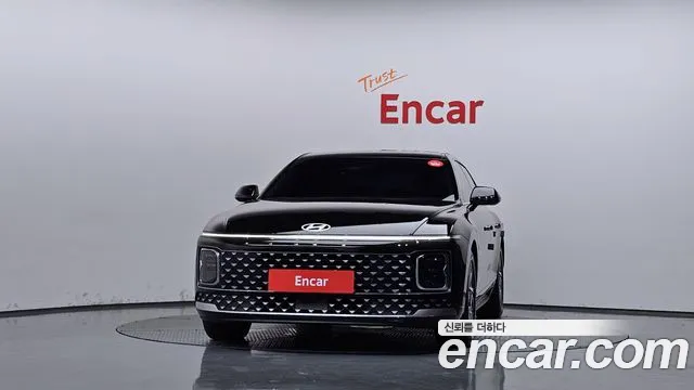 Hyundai Grandeur GN7 — Фото автомобиля 3