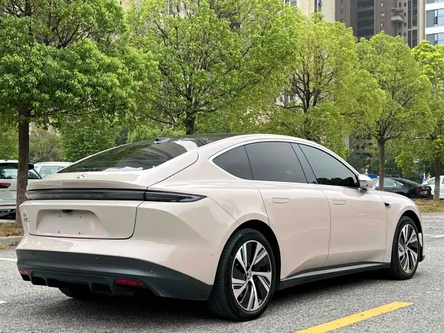 Nio ET5 — Фото автомобиля 7