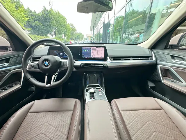 BMW BMW X1 2024 sDrive25Li M Sport Package — Фото автомобиля 9
