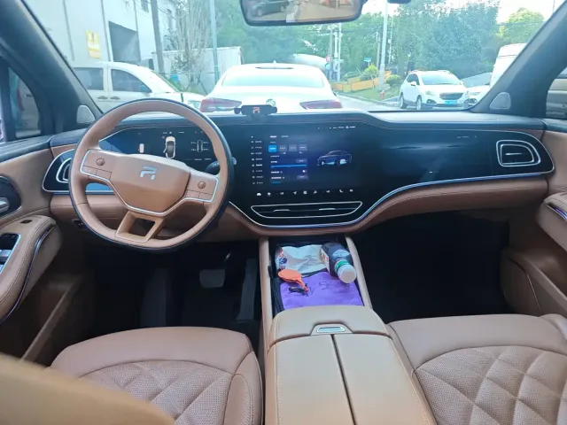 Roewe Feifan R7 — Фото автомобиля 9