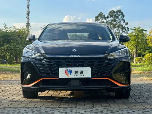 Dongfeng Yixuan — Фото автомобиля 2