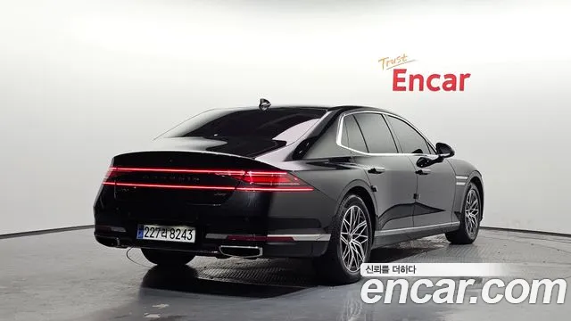 Genesis G90 Бензин 3.5 турбо AWD — Фото автомобиля 2