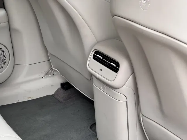 IM Motors LS6 — Фото автомобиля 20