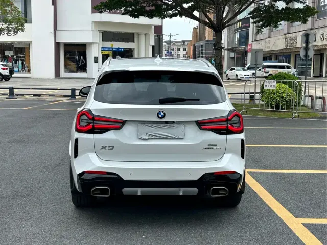 BMW X3 — Фото автомобиля 9