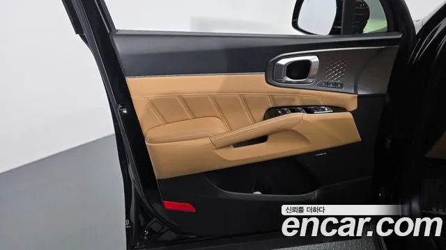 Kia Sorento Sorento 4-е поколение Бензин 2.5T 2WD — Фото автомобиля 24