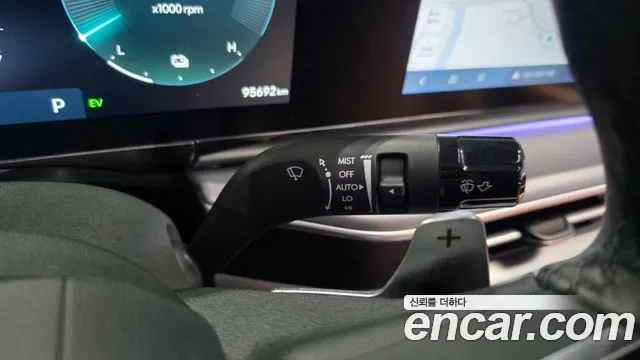 Hyundai Grandeur — Фото автомобиля 23