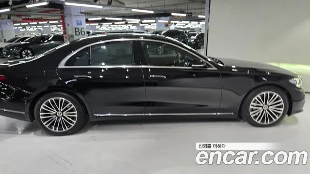 Mercedes-Benz S-Class W223 — Фото автомобиля 9
