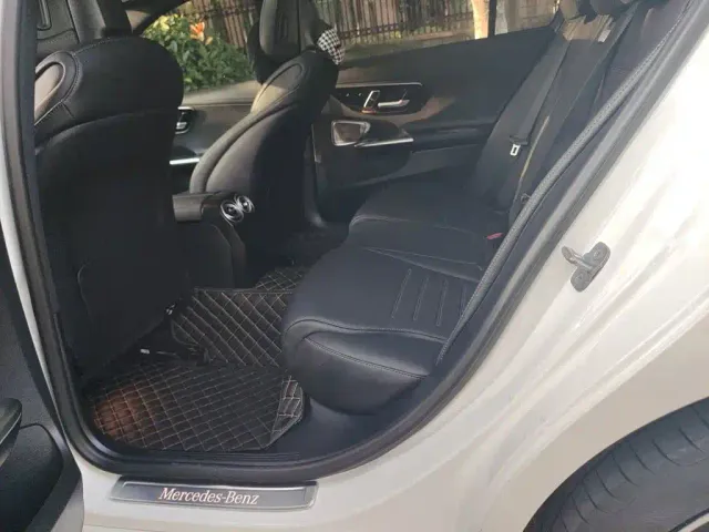 Mercedes-Benz C-Class — Фото автомобиля 13