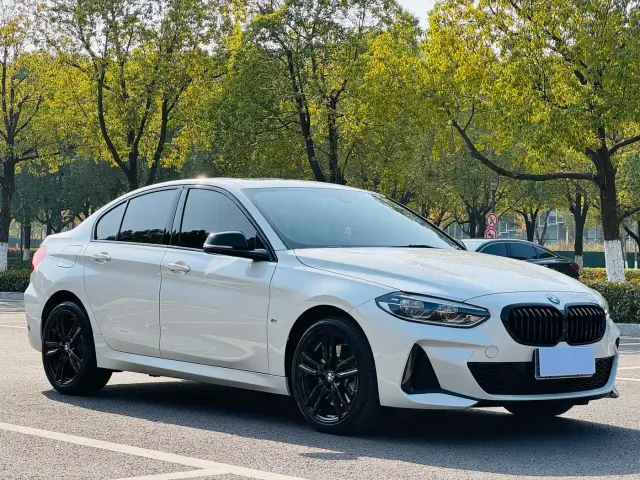 BMW 1 Series — Фото автомобиля 2