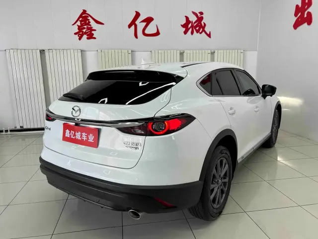 Mazda CX-4 — Фото автомобиля 4