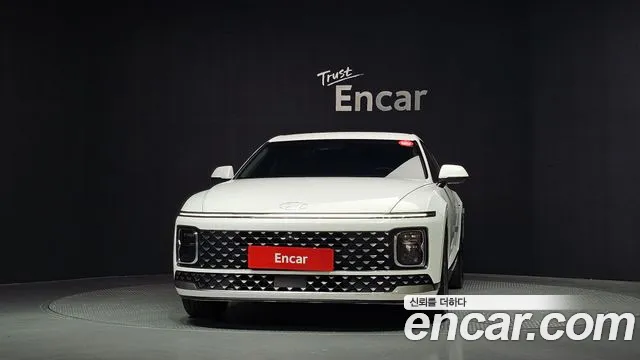Hyundai Grandeur GN7 — Фото автомобиля 3