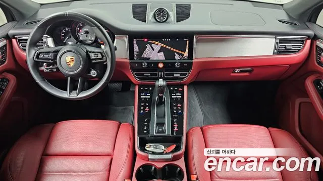 Porsche Macan — Фото автомобиля 6