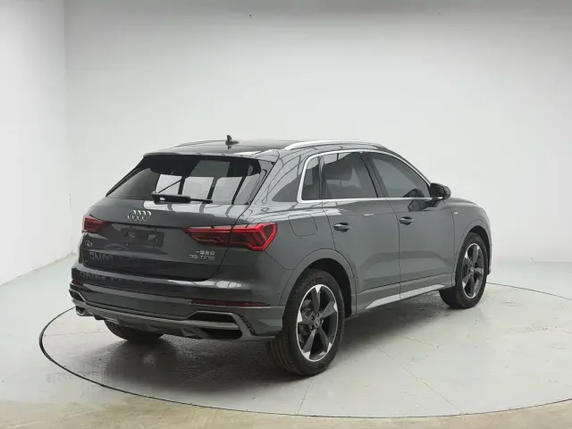 Audi Q3 — Фото автомобиля 6