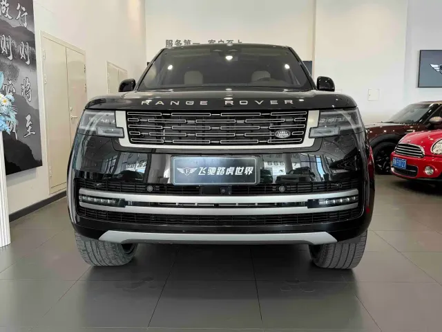Land Rover Range Rover — Фото автомобиля 2