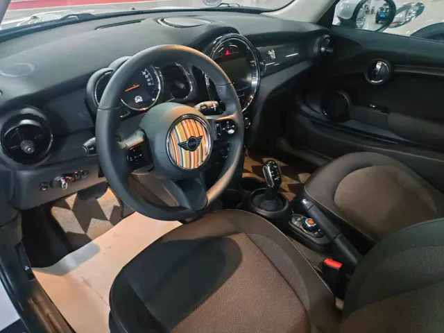 MINI Hatch — Фото автомобиля 5