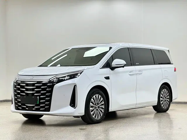 Фотография автомобиля — BYD Xia