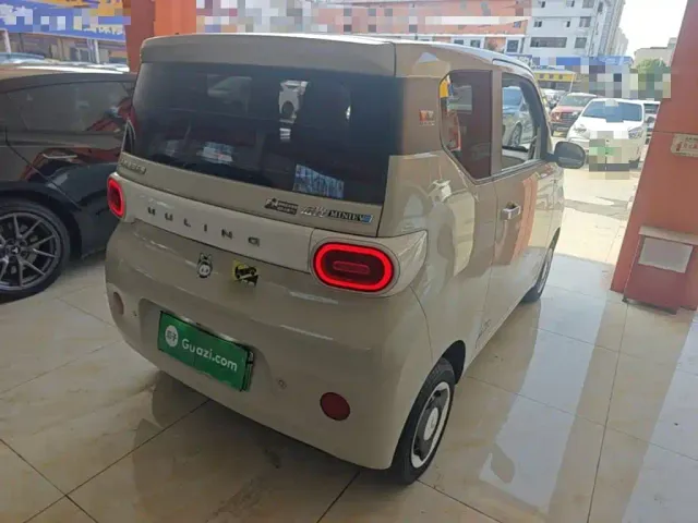 Wuling Hongguang Mini EV — Фото автомобиля 6
