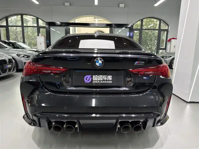BMW M4 — Фото автомобиля 5