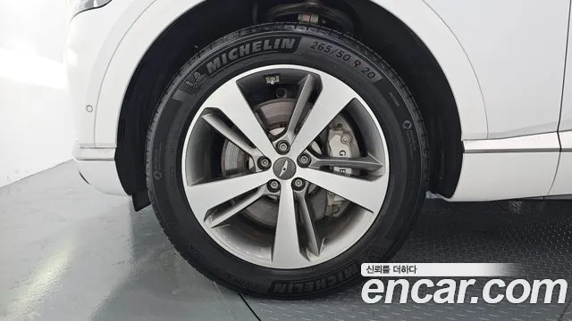 Genesis GV80 2.5T Бензин AWD — Фото автомобиля 5