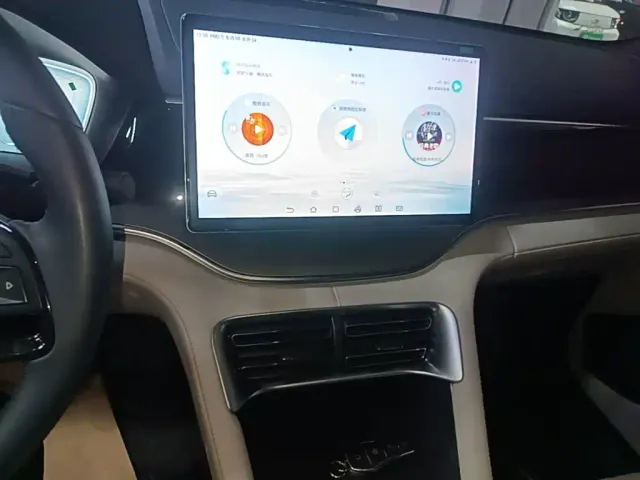BYD Song PLUS — Фото автомобиля 12