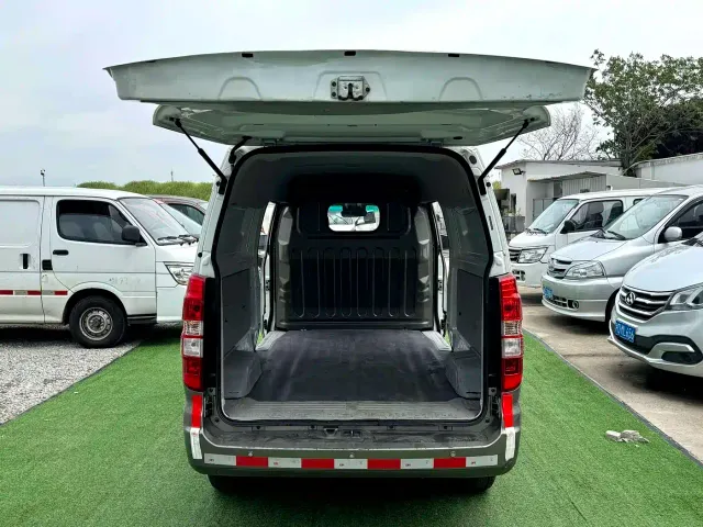 Jinbei New Hiace X30L — Фото автомобиля 14