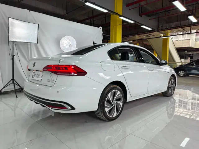 Volkswagen Bora — Фото автомобиля 6