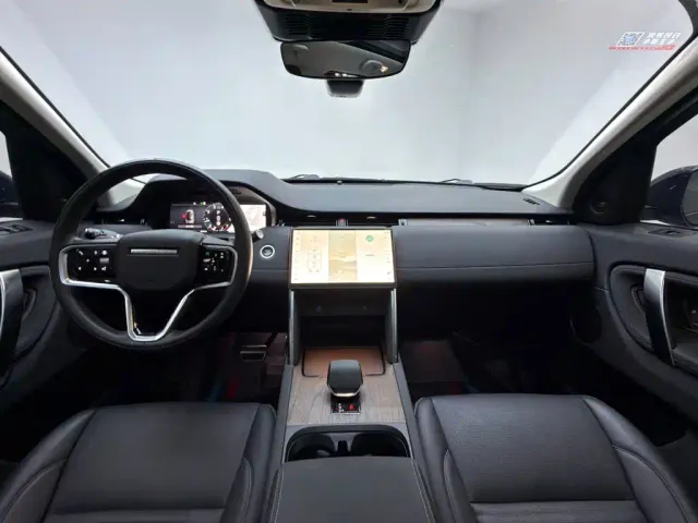 Land Rover Discovery Sport — Фото автомобиля 12