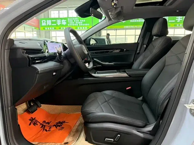 Geely Galaxy L6 — Фото автомобиля 4