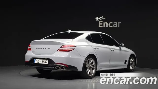 Genesis G70 New — Фото автомобиля 2