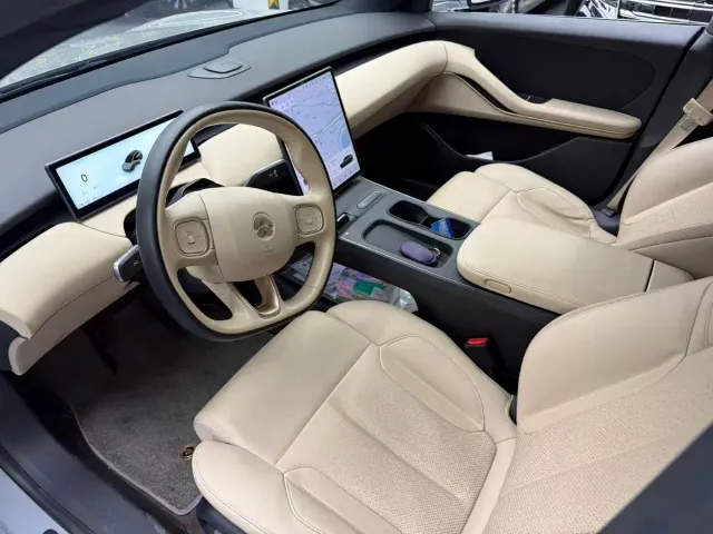 Nio ET5 Touring — Фото автомобиля 5