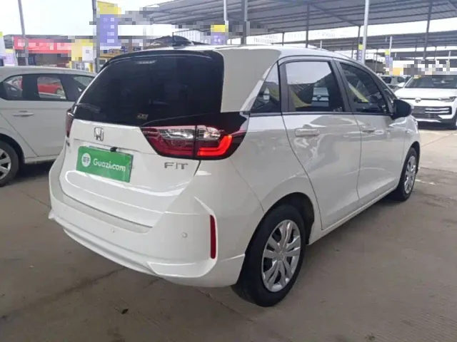 Honda Fit — Фото автомобиля 6
