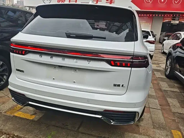 Geely Xingyue L — Фото автомобиля 5