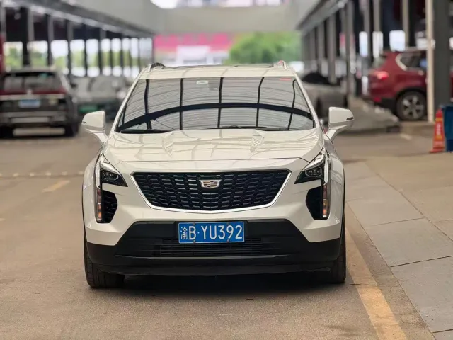 Cadillac XT4 — Фото автомобиля 2