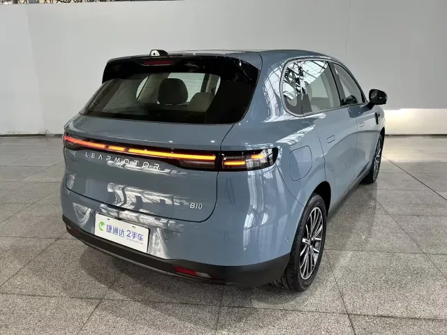 Leapmotor B10 — Фото автомобиля 4