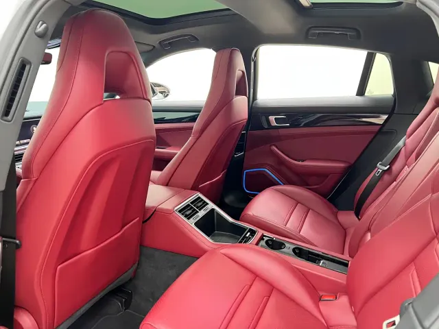 Porsche Panamera — Фото автомобиля 17