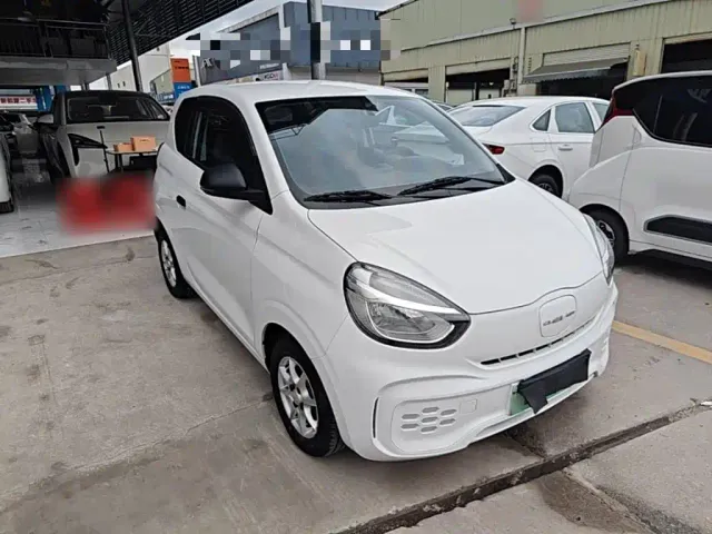 Roewe Clever — Фото автомобиля 21