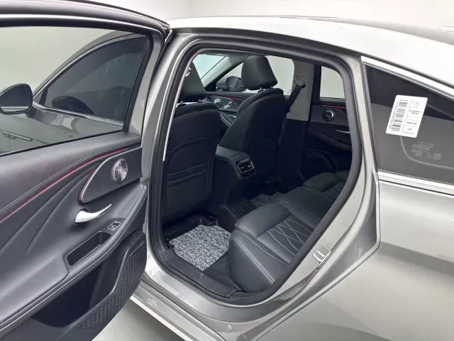 Chery Arrizo 8 — Фото автомобиля 6