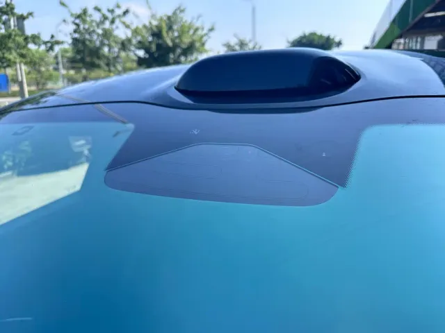 Xiaomi SU7 — Фото автомобиля 18