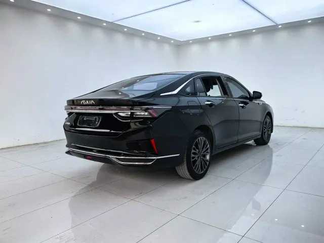 Dongfeng Yixuan MAX — Фото автомобиля 11