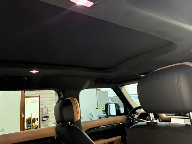 Land Rover Defender — Фото автомобиля 12