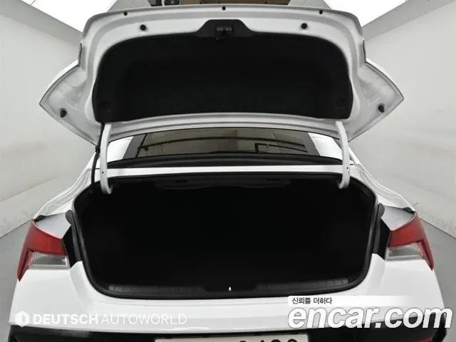 Hyundai Avante CN7 — Фото автомобиля 19