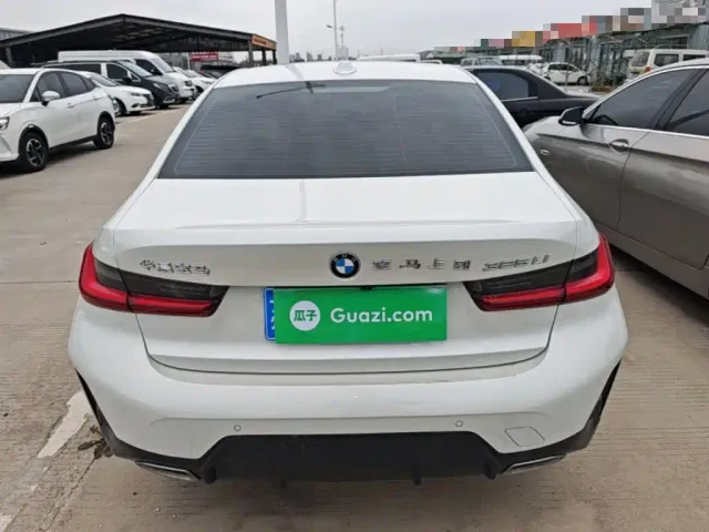 BMW 3 Series — Фото автомобиля 3