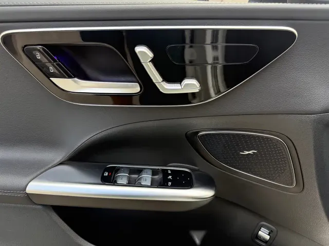 Mercedes-Benz C-Class — Фото автомобиля 18