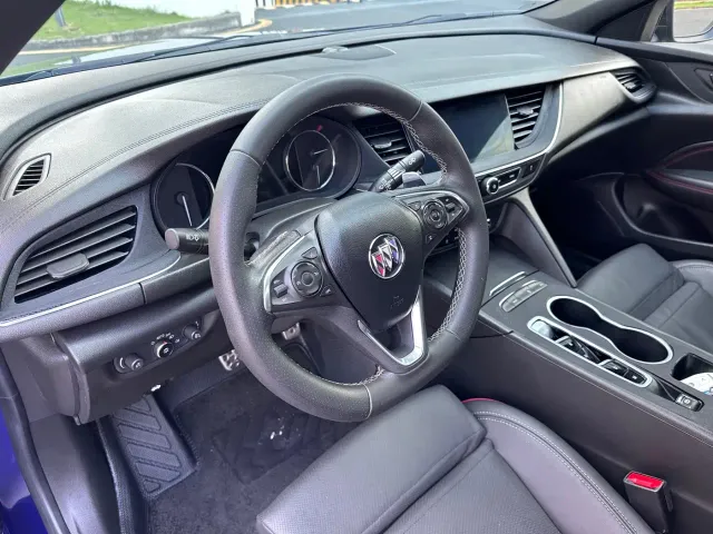 Buick Regal — Фото автомобиля 6