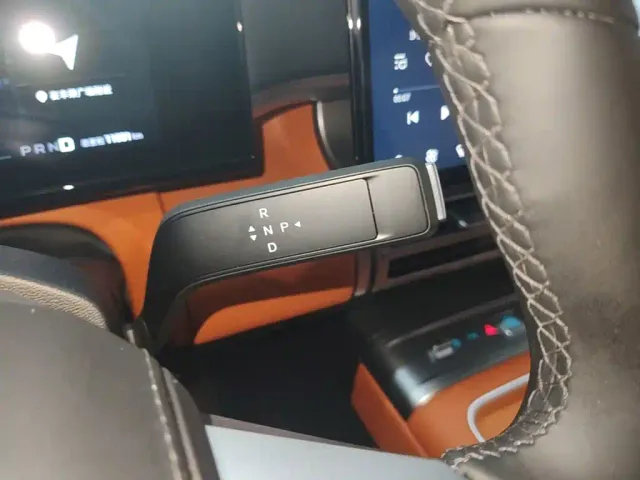 BYD FangChengBao Titanium 7 — Фото автомобиля 13