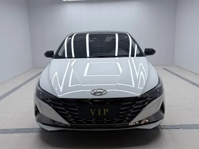 Hyundai Elantra — Фото автомобиля 2