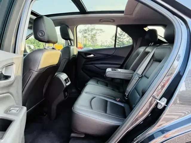 Chevrolet Equinox — Фото автомобиля 5