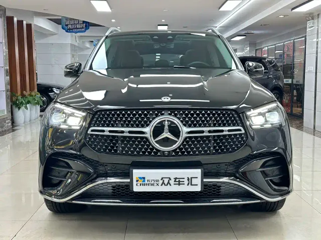 Mercedes-Benz GLE-Class — Фото автомобиля 2